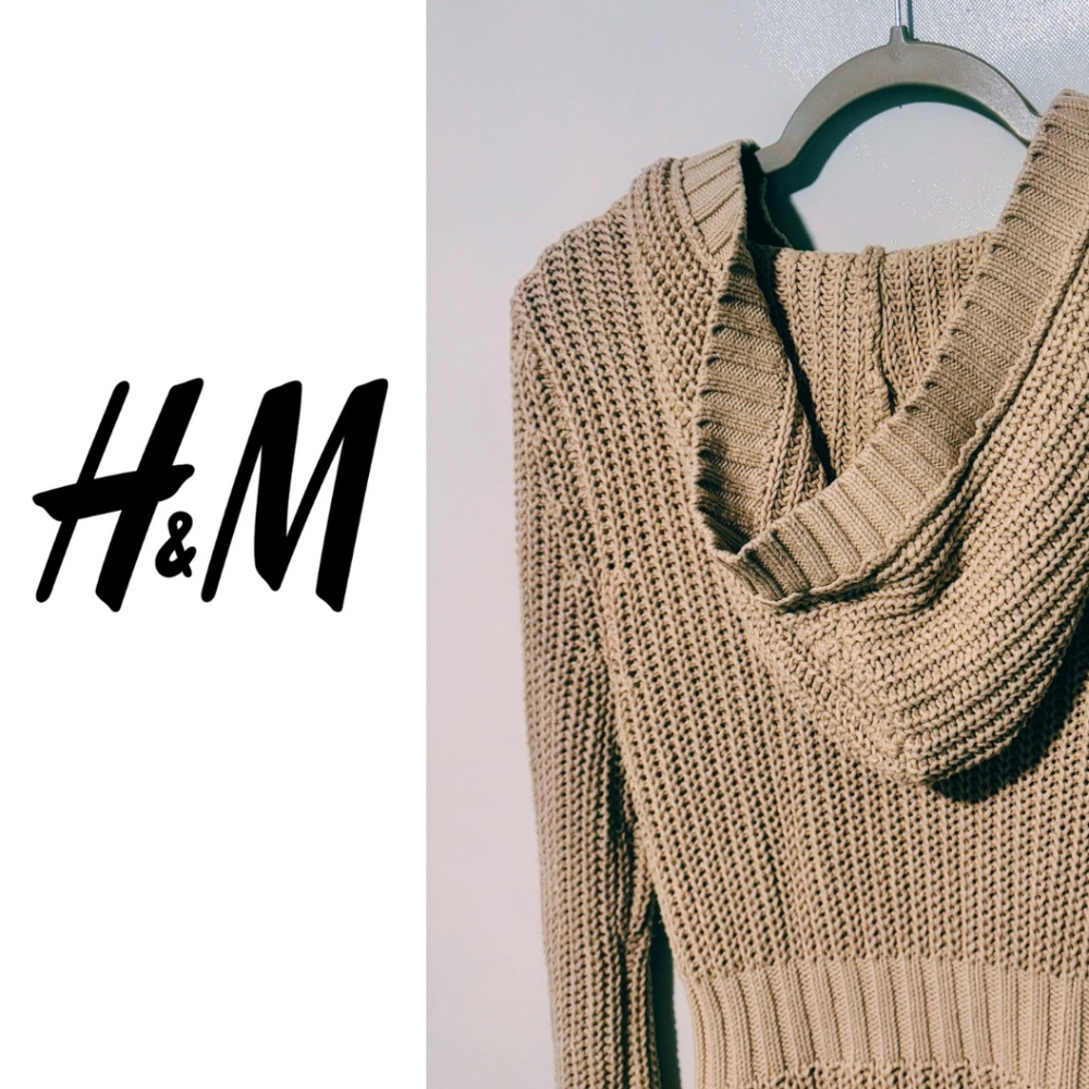 H&M Long Button Down Chunky Knit Cardigan with Hood and Deep Pockets